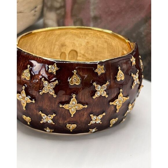 Bronze Enamel Gold & Crystal Kenneth Jay Lane Hearts & Star Bangle Bracelet - Picture 4 of 16